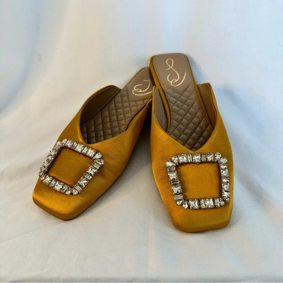 {Sam Edelman} Lavina Gold Satin Mules - Picture 1 of 4